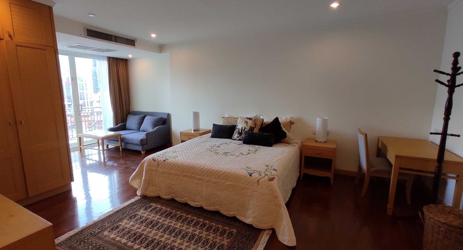 For rent 3 ベッドルーム apartment in Khlong Toei, Bangkok