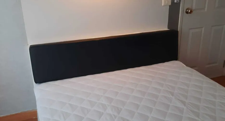 For rent 2 bedrooms condo in Phra Khanong, Bangkok