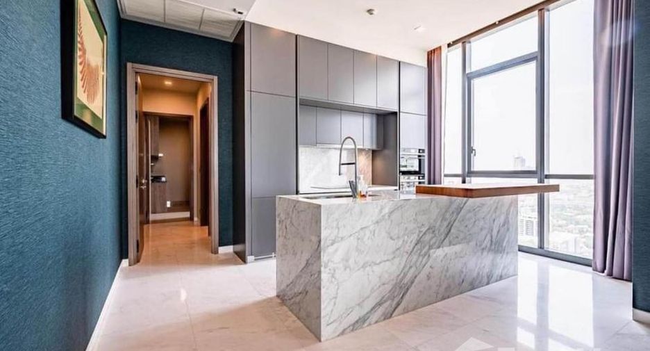 For rent 3 bedrooms condo in Watthana, Bangkok