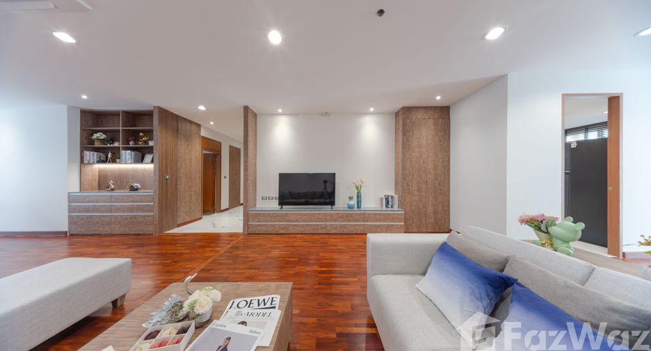 For rent 5 bedrooms apartment in Khlong Toei, Bangkok