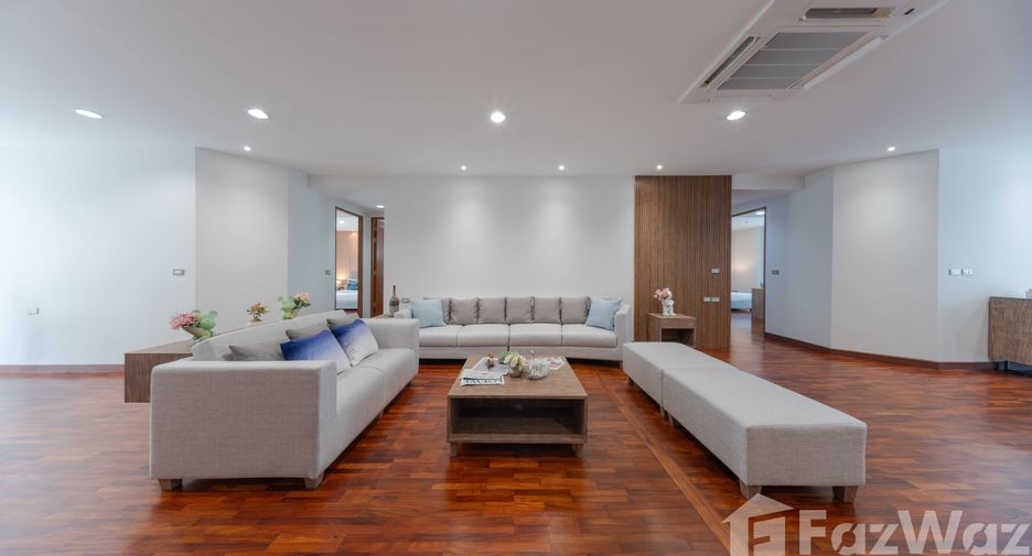 For rent 5 bedrooms apartment in Khlong Toei, Bangkok