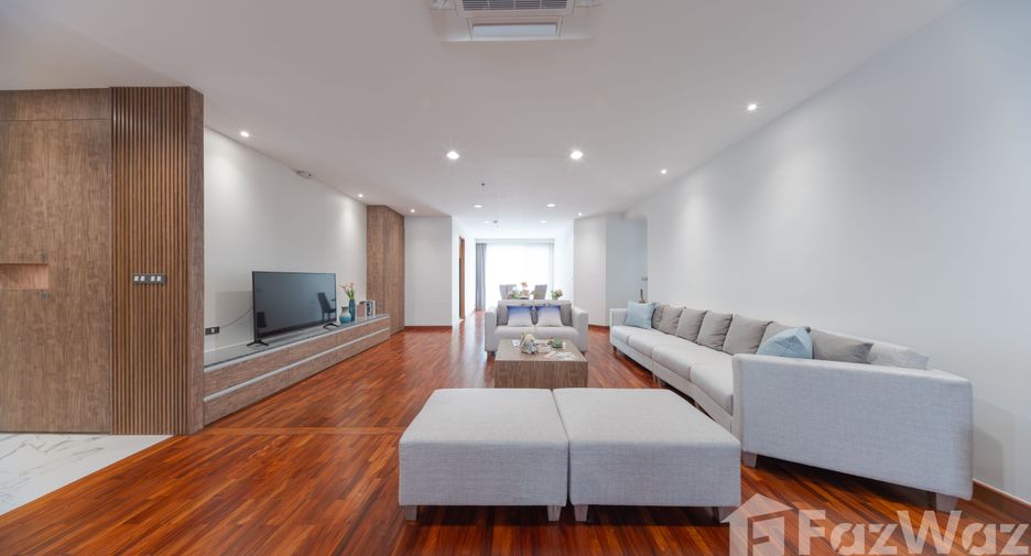 For rent 5 bedrooms apartment in Khlong Toei, Bangkok