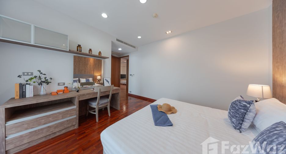 For rent 5 bedrooms apartment in Khlong Toei, Bangkok