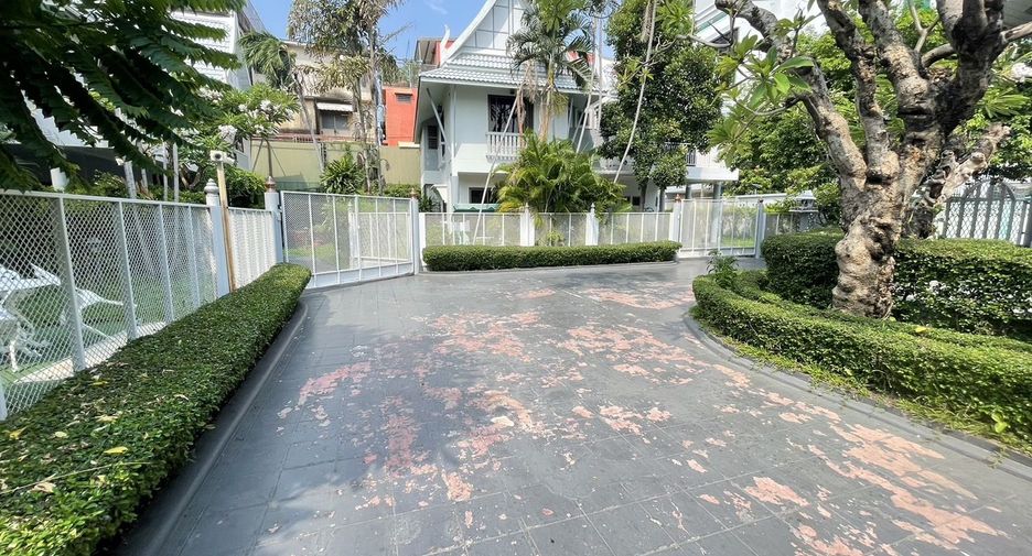 Villa zur Miete mit 3 Zimmer in Sathon, Bangkok