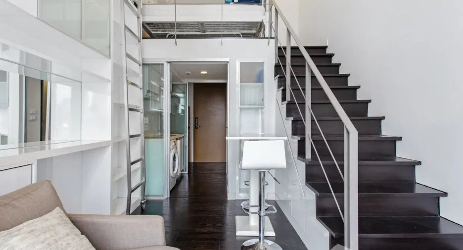 For rent 1 bed condo in Khlong Toei, Bangkok