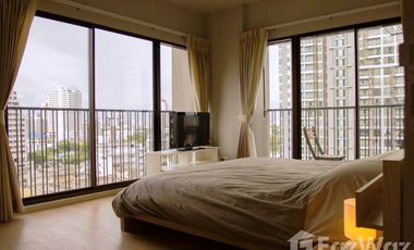 For rent 1 Beds condo in Khlong Toei, Bangkok