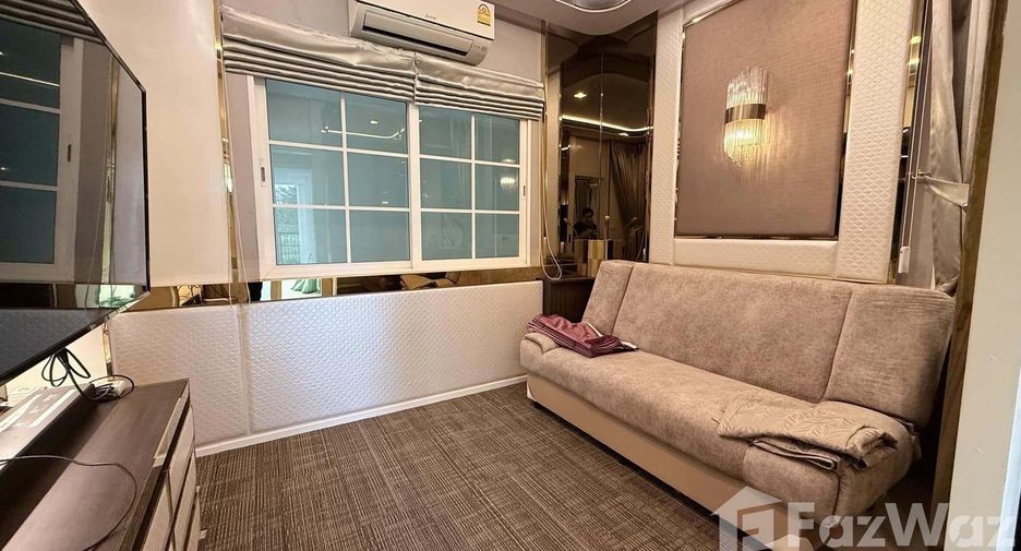 Casa en alquiler de 3 habitaciones en Bueng Kum, Bangkok