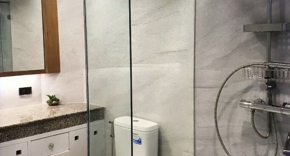 Wohnung zur Miete mit 3 Zimmer in Watthana, Bangkok