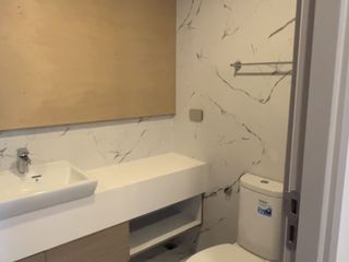 For rent 1 bed condo in Yan Nawa, Bangkok