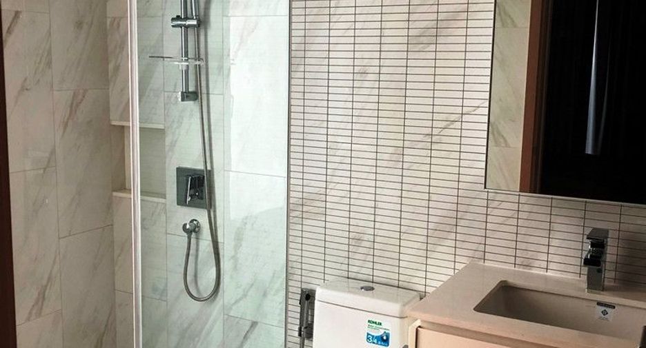 For rent 2 bedrooms condo in Khlong Toei, Bangkok