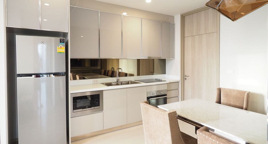 Wohnung zur Miete mit 2 Zimmer in Pathum Wan, Bangkok