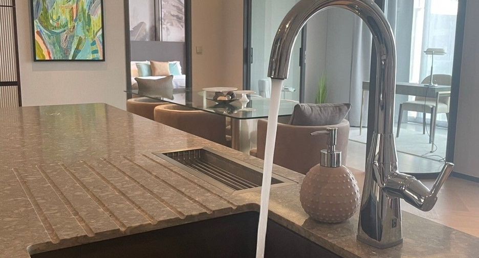 For rent 2 bedrooms condo in Watthana, Bangkok