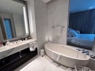 À louer 2 chambres condo à Bang Kho Laem, Bangkok
