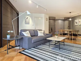 For rent 2 bedrooms condo in Yan Nawa, Bangkok