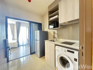 Wohnung zur Miete mit Studio in Watthana, Bangkok