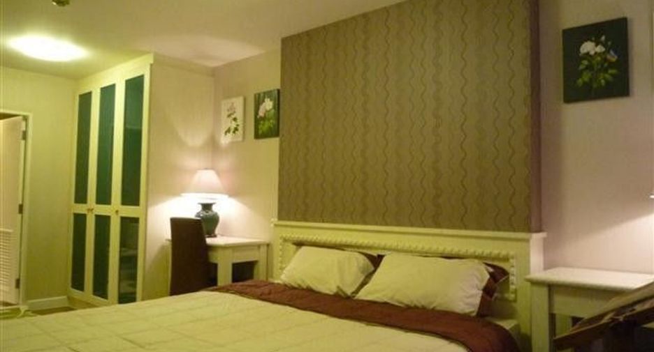 For rent 1 bed condo in Watthana, Bangkok