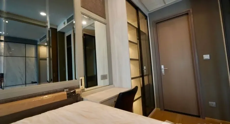 For rent 1 bed condo in Bang Rak, Bangkok