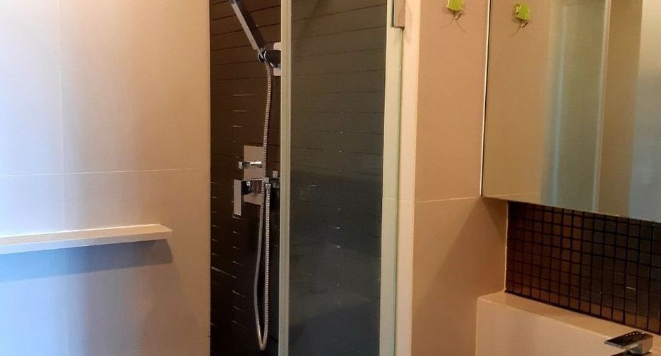 Аренда 1 кровать кондо в Пхра Кханонг, Бангкок