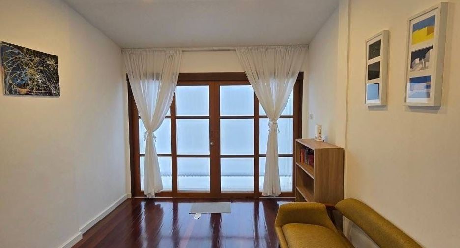 For rent 2 bedrooms house in Lat Phrao, Bangkok