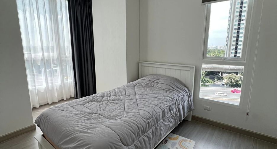 For rent 2 bedrooms condo in Thon Buri, Bangkok