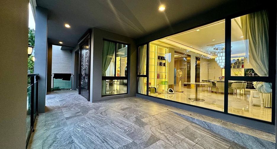 Casa en alquiler de 5 habitaciones en Saphan Sung, Bangkok