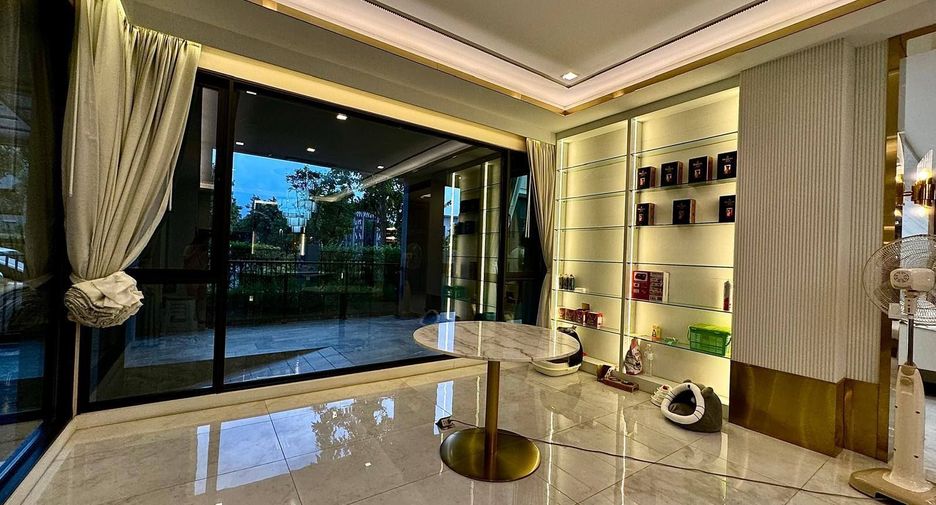 Casa en alquiler de 5 habitaciones en Saphan Sung, Bangkok