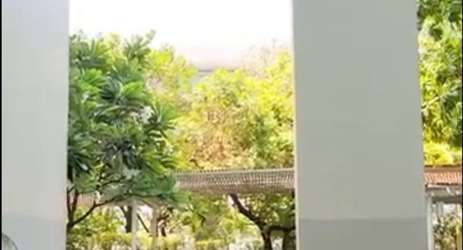 Wohnung zur Miete mit 2 Zimmer in Khlong San, Bangkok