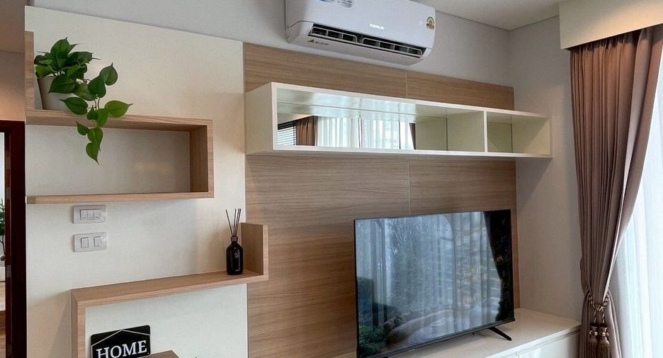 For rent 2 bedrooms condo in Khlong San, Bangkok