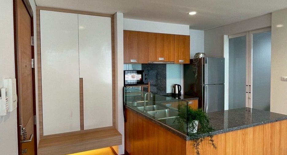 Wohnung zur Miete mit 2 Zimmer in Khlong San, Bangkok