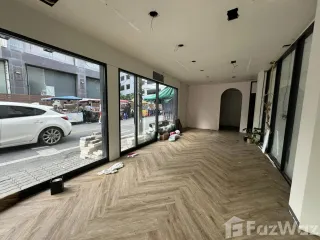 Local comercial en alquiler en Watthana, Bangkok