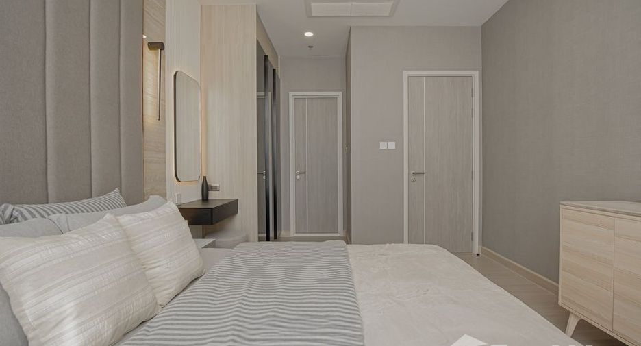 For rent 1 bed condo in Bang Rak, Bangkok