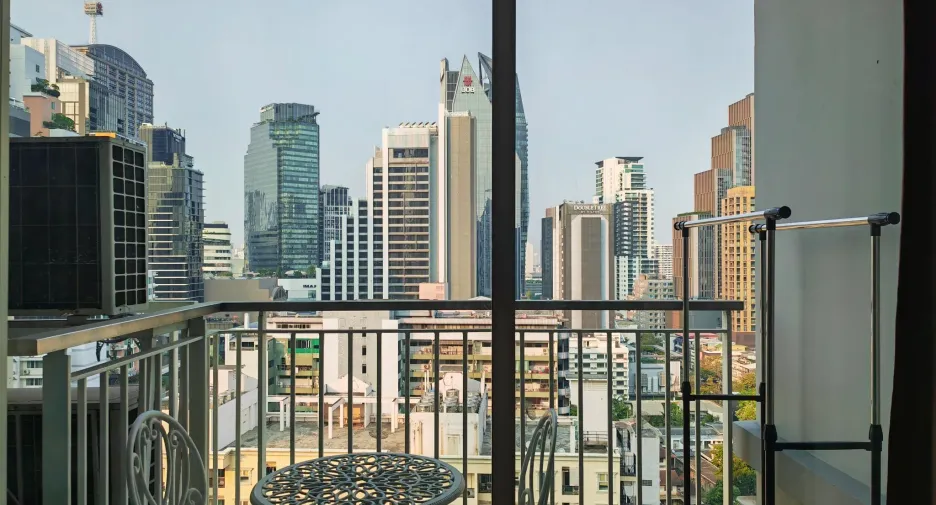Condo en alquiler de 1 habitaciones en Khlong Toei, Bangkok