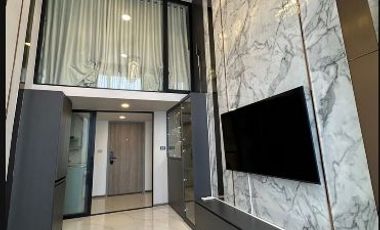 Condo en alquiler de 2 habitaciones en Huai Khwang, Bangkok