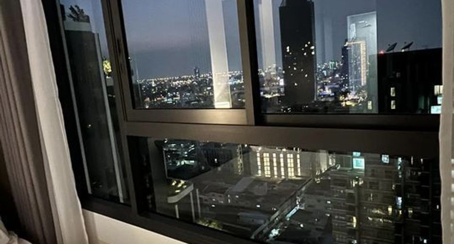For rent 1 bed condo in Bang Rak, Bangkok