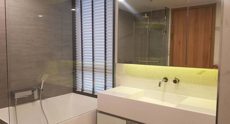 For rent 3 bedrooms condo in Watthana, Bangkok