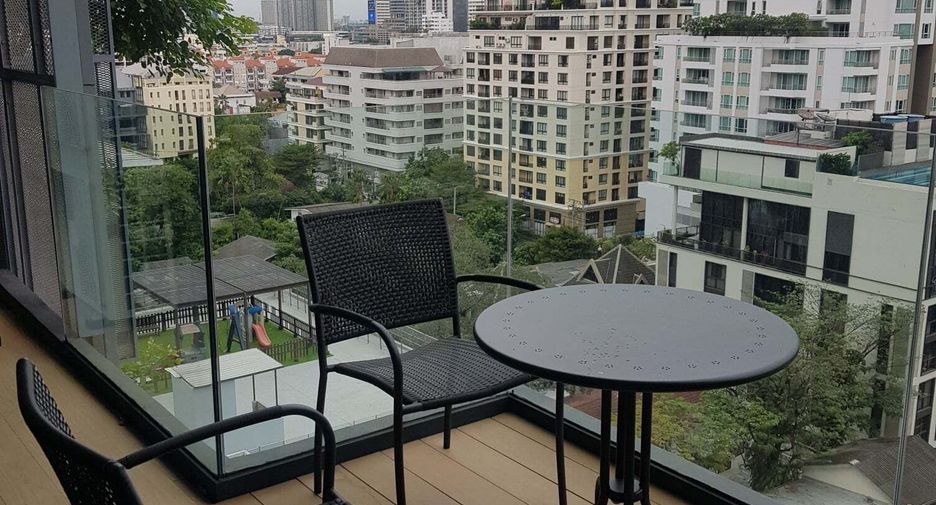For rent 3 bedrooms condo in Watthana, Bangkok