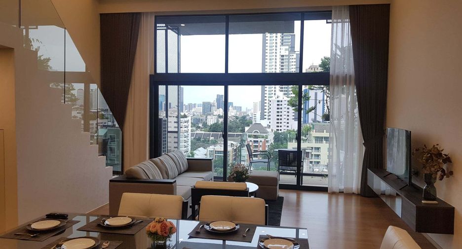 For rent 3 bedrooms condo in Watthana, Bangkok