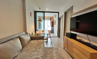 For rent 2 bedrooms condo in Huai Khwang, Bangkok