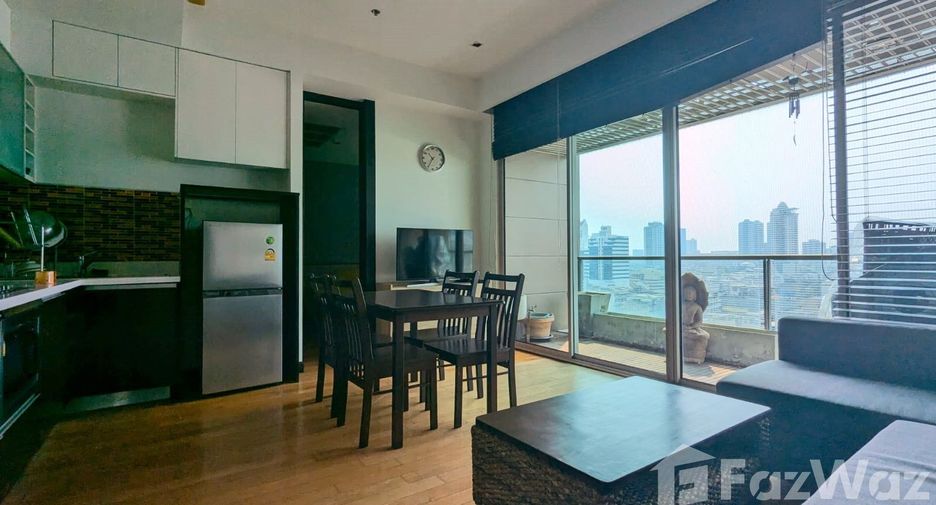 À louer 2 chambres condo à Yan Nawa, Bangkok