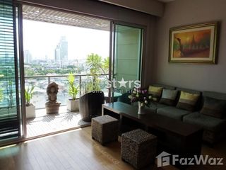 For rent 2 bedrooms condo in Yan Nawa, Bangkok