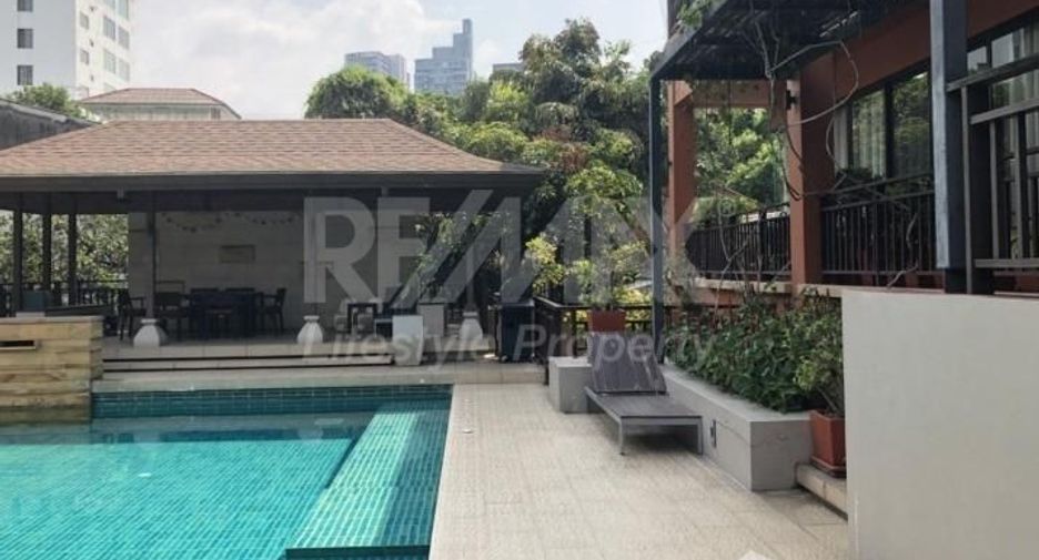 For rent 5 bedrooms condo in Watthana, Bangkok