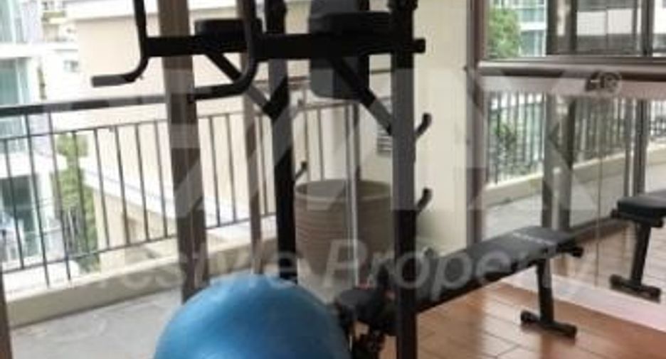 For rent 5 bedrooms condo in Watthana, Bangkok