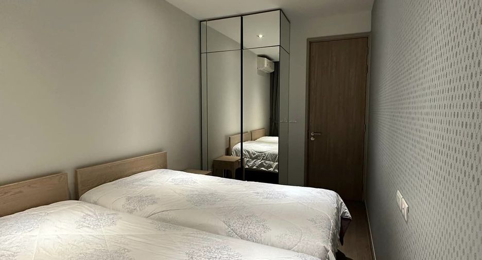 For rent 2 bedrooms condo in Khlong Toei, Bangkok