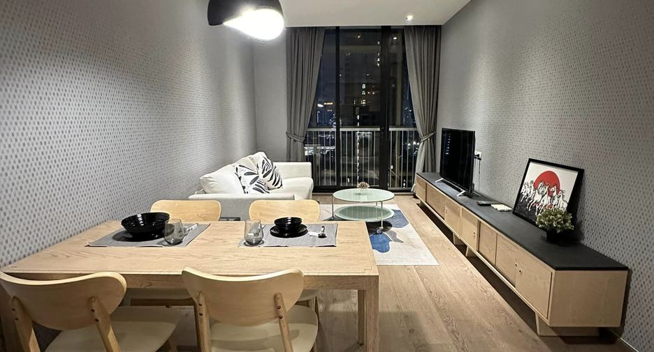 For rent 2 bedrooms condo in Khlong Toei, Bangkok