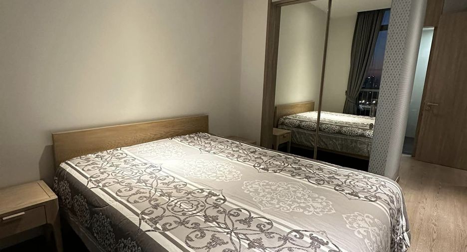 For rent 2 bedrooms condo in Khlong Toei, Bangkok