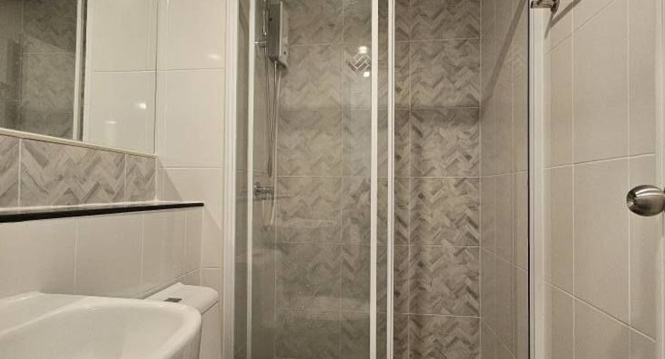 For rent 1 bed condo in Bang Na, Bangkok