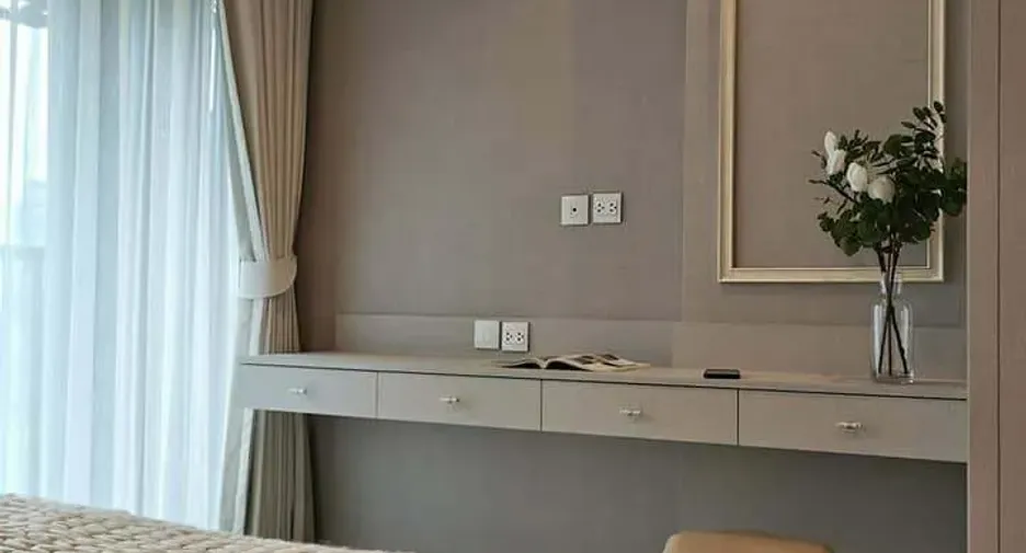 For rent 1 bed condo in Pathum Wan, Bangkok