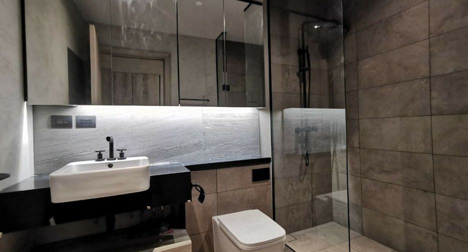 Condo en alquiler de 2 habitaciones en Watthana, Bangkok