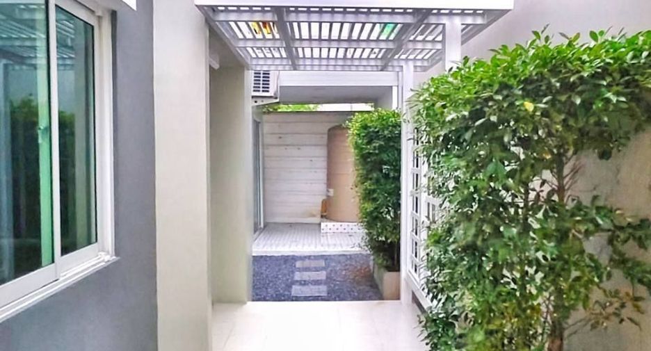For rent 3 bedrooms house in Bang Phli, Samut Prakan
