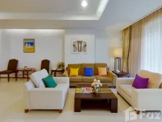 For rent 3 bedrooms condo in Watthana, Bangkok